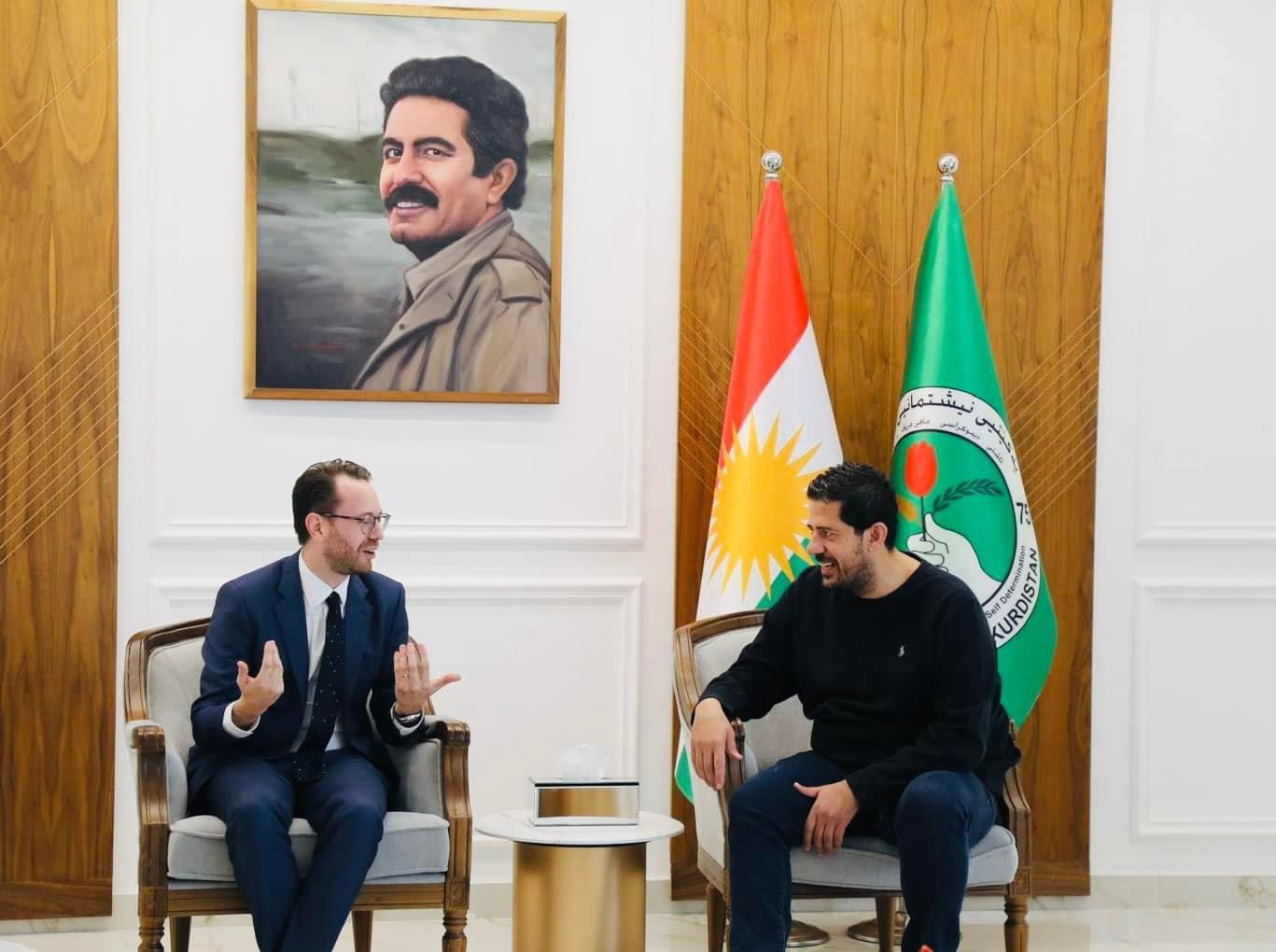 شاڵاو کۆسرەت رەسول پێشوازی لە کونسوڵی بەریتانیا دەکات