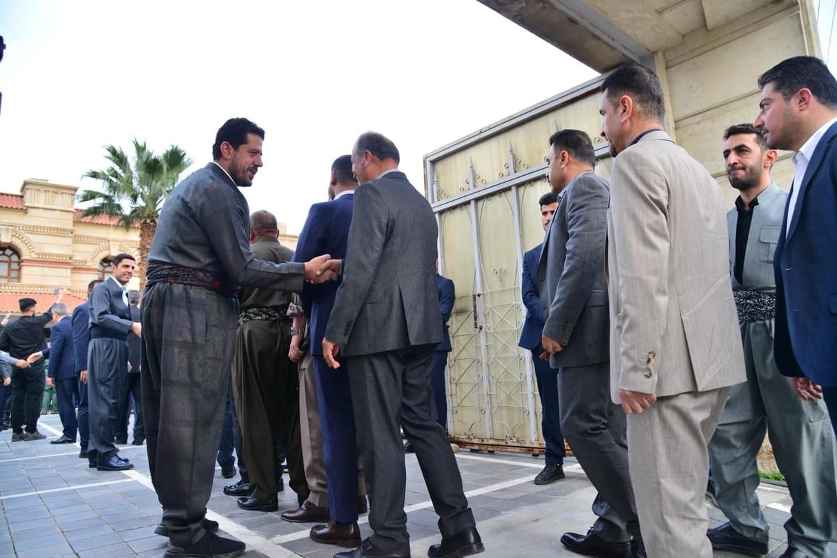 ئێوارەی ئەمڕۆ لە شاری هەولێر، بەبۆنەی مانگی پیرۆزی رەمەزان بە ئامادەبوونی ژمارەیەکی زۆر لە کەسایەتی و پیاوماقوڵ و ریش سپیانی هەولێر، ئێوارەخوانێکی کاک کۆسرەتانی-مان سازکرد