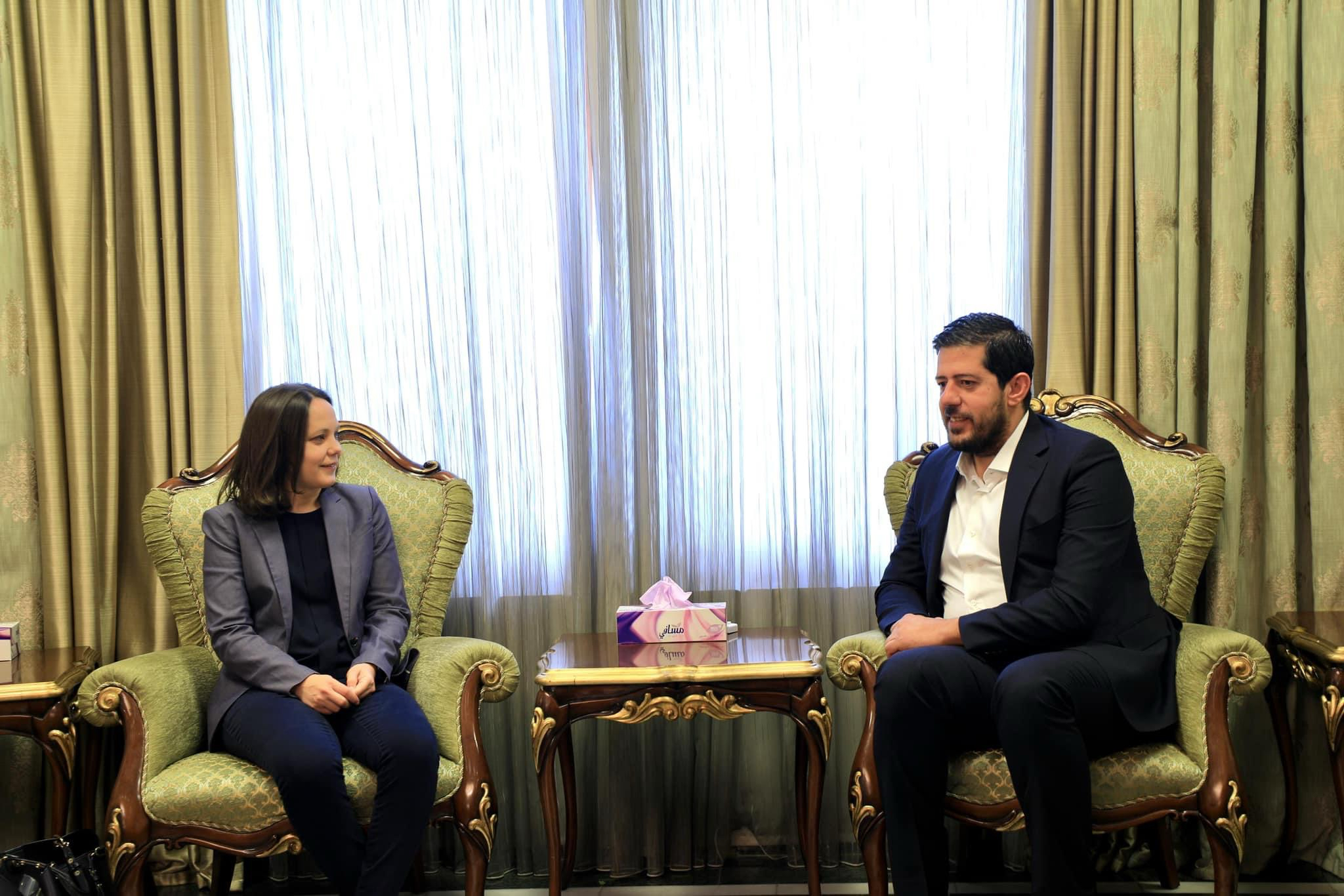 شاڵاو کۆسرەت رەسول پێشوازی لە وەفدێکی کونسوڵخانەی ئەمریکا دەکات