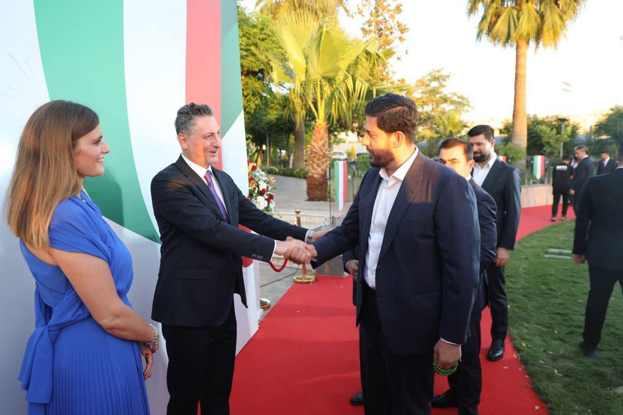 ئێوارەی ئەمڕۆ دووشەممە ٣/٦/٢٠٢٤ لە شاری هەولێر بەشداریمان کرد لە رۆژی نیشتمانی ئیتاڵیا